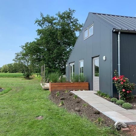 Mae Usu Villa Nieuw-Roden Bagian luar foto