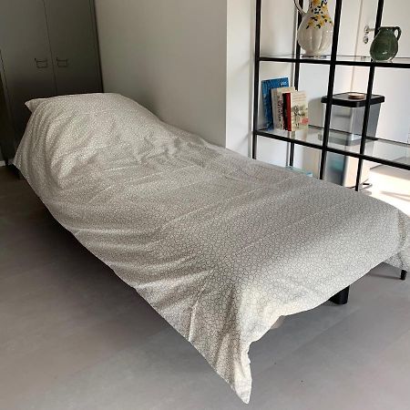 Mae Usu Villa Nieuw-Roden Bagian luar foto
