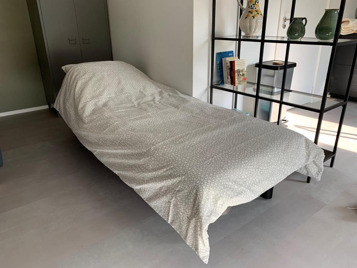 Mae Usu Villa Nieuw-Roden Bagian luar foto